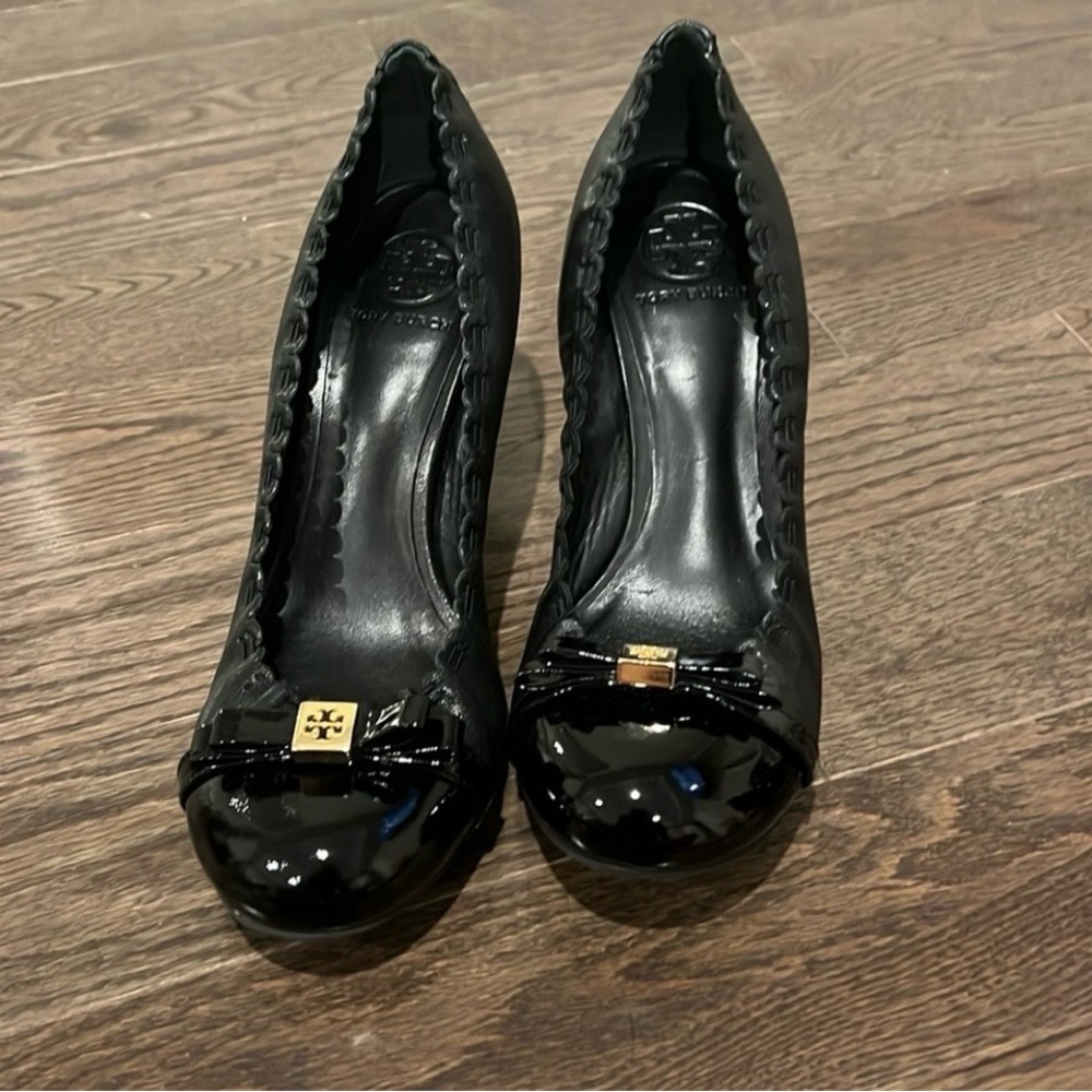Tory Burch Black Patent Leather Flats with Gold Accents